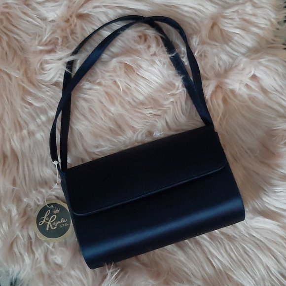 La Regale Handbags - La Regale Clutch - 🛒 Bundle Deal - 3 Listings for $18